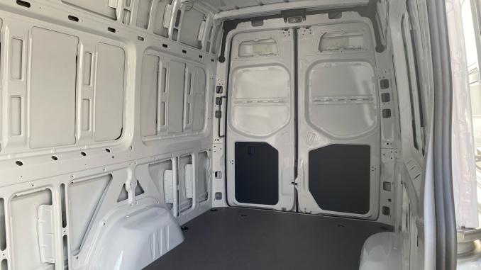 Mercedes-Benz Sprinter 315Cdi L3 Diesel Rwd 3.5t H2 Select Van - Image 16